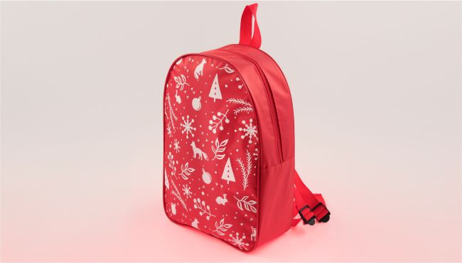 сувенирная продукция - рюкзак из красного оксфорда с новогодним принтом методом шелкографии