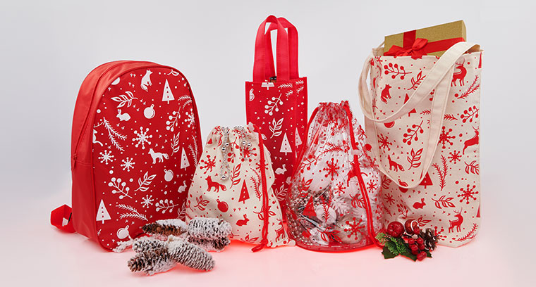 новогодний подарочный набор: промосумка, рюкзал, мешок и косметичка с рисунков нанесенным шелкографией