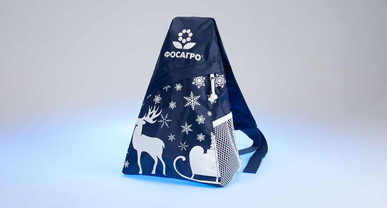сувенирная продукция - рюкзак из оксфорда с логотипом и фоновым рисунком методом шелкографии, одна лямка