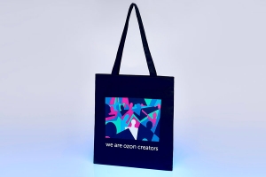 Промо сумка шоппер из темно-синей бязи с многоцветным изображением методом шелкографии.