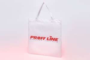 Промо сумка шоппер из белой бязи, на сумке нанесен логотип методом шелкорафии – черный и красный цвет.